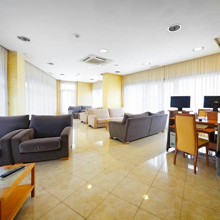 Hotel Florida อาร์เตโซ ภายนอก รูปภาพ