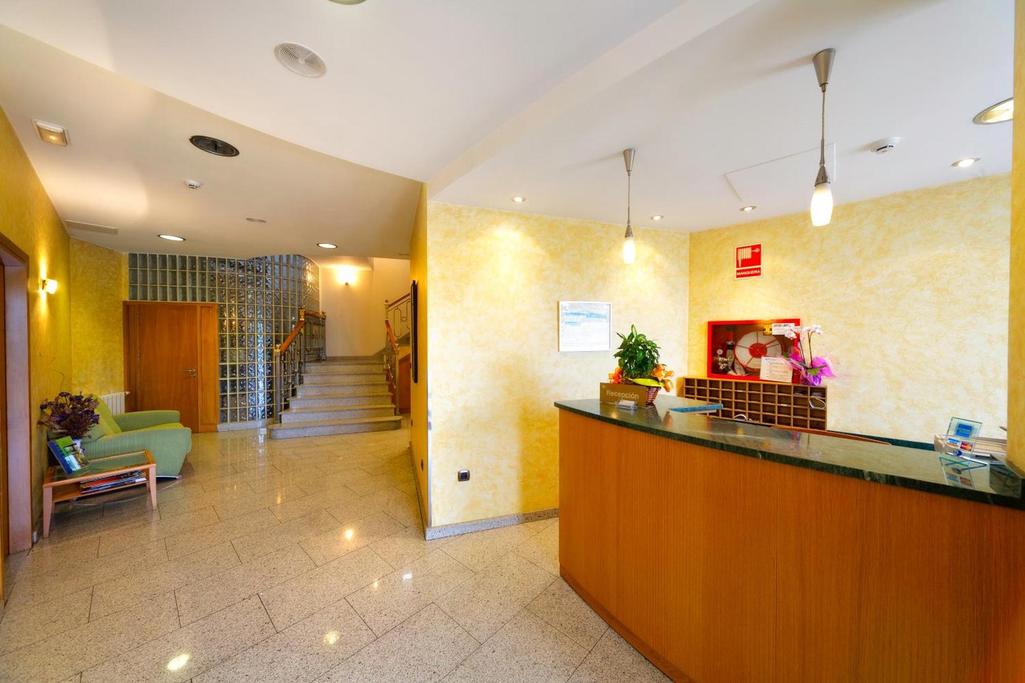 Hotel Florida อาร์เตโซ ภายนอก รูปภาพ