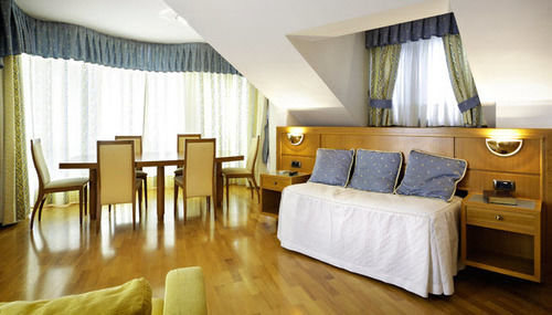 Hotel Florida อาร์เตโซ ภายนอก รูปภาพ