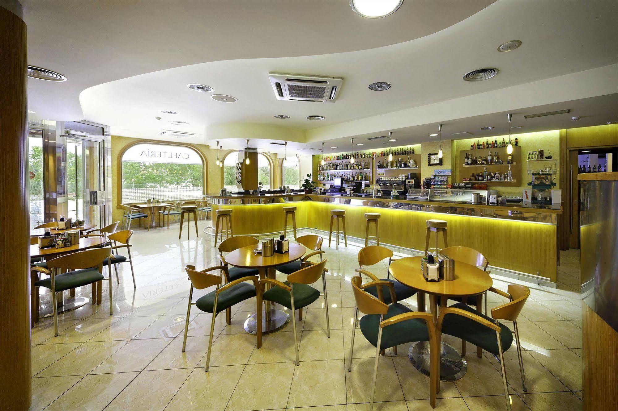 Hotel Florida อาร์เตโซ ภายนอก รูปภาพ